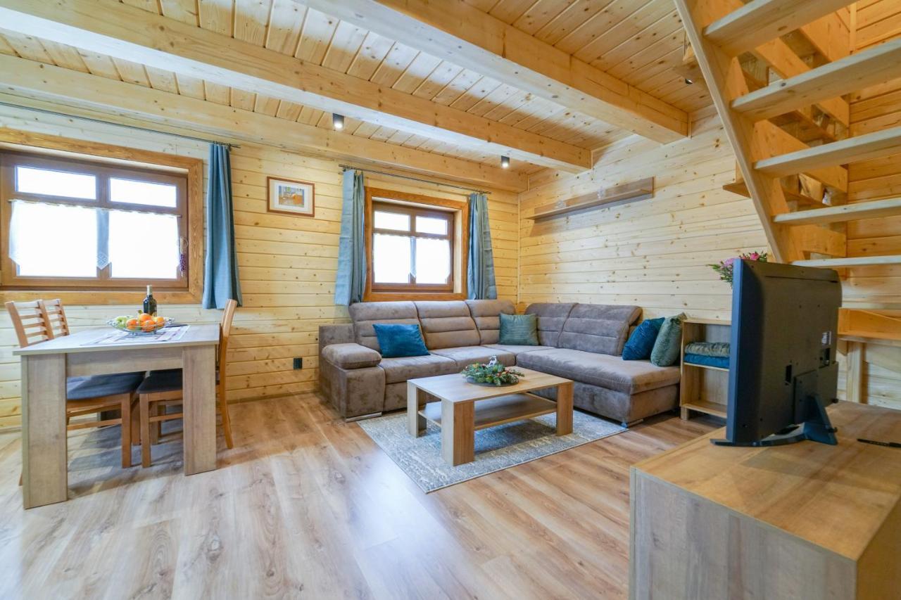 Villa Triti Stara Lesna Exterior photo